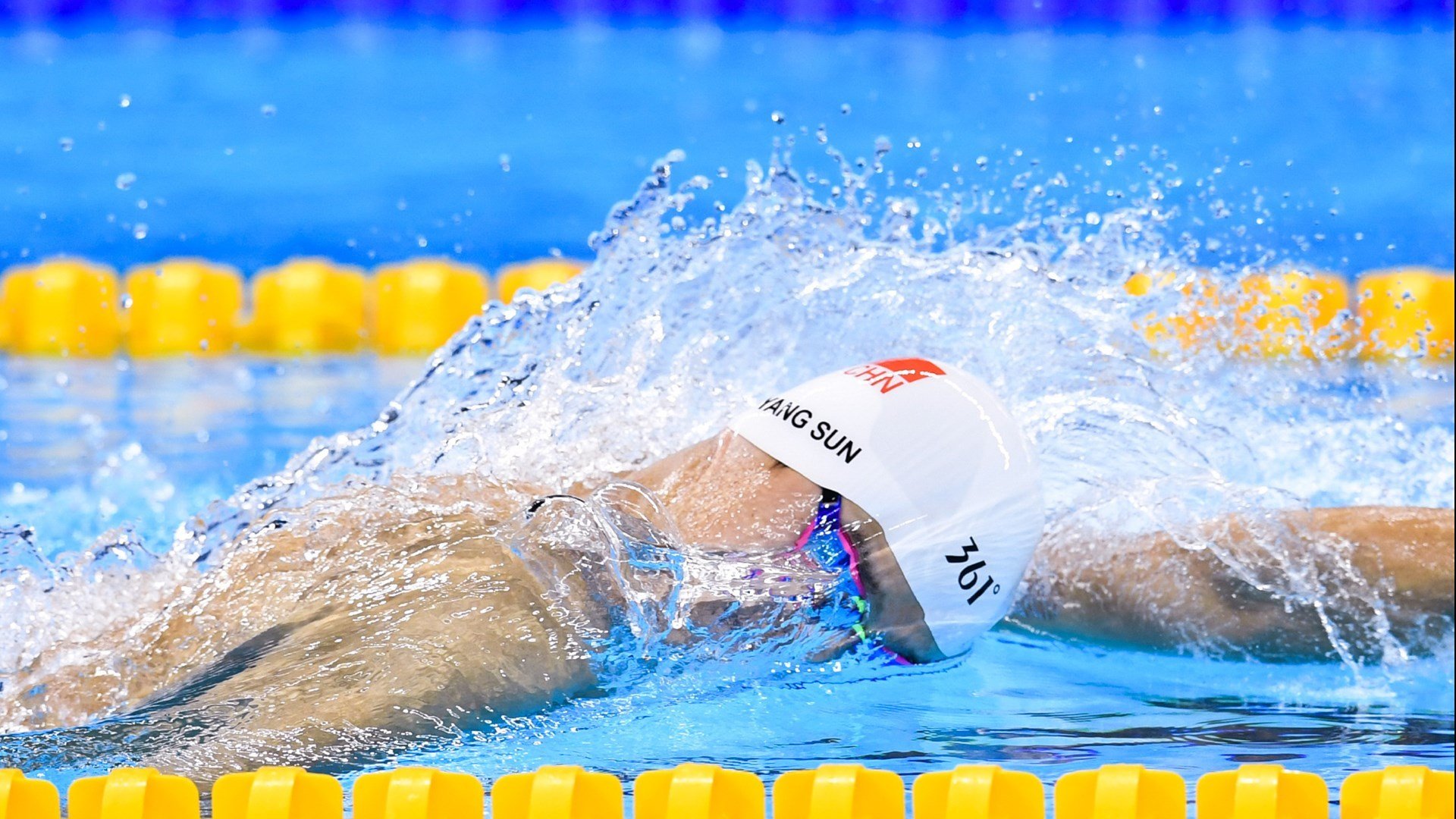 开云体育官方-全国青少年轮滑赛道赛速度与技巧并重，青少年轮滑比赛视频